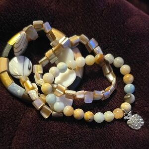 4 Natural Stone Beaded Bracelet 1 with Heart Crystal Charm